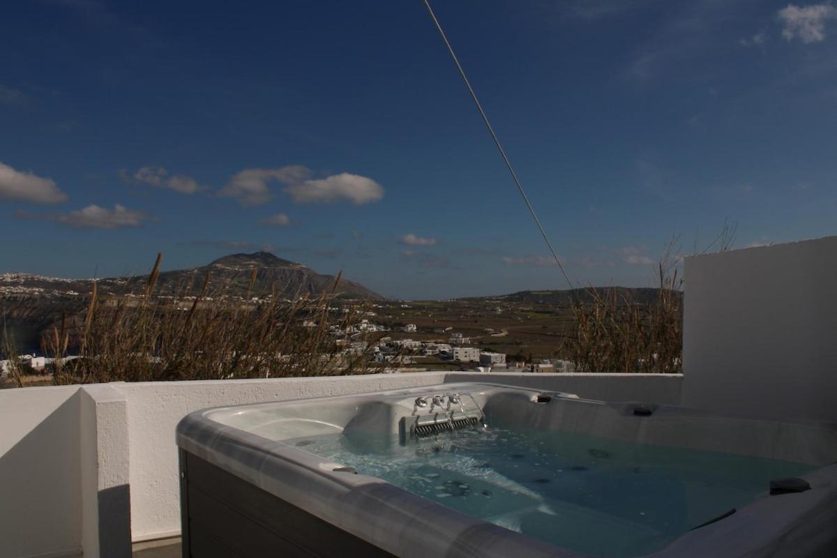 Villa Solasta #1 With Jacuzzi In Santorini Akrotírion Kültér fotó