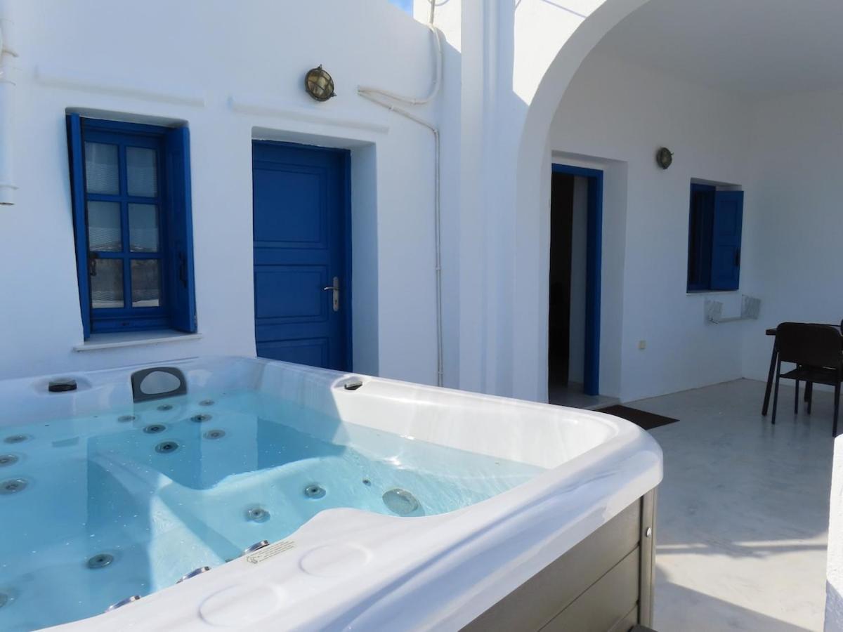 Villa Solasta #1 With Jacuzzi In Santorini Akrotírion Kültér fotó