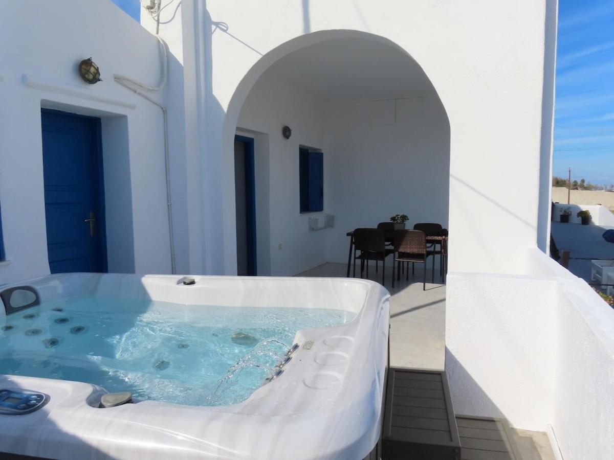 Villa Solasta #1 With Jacuzzi In Santorini Akrotírion Kültér fotó
