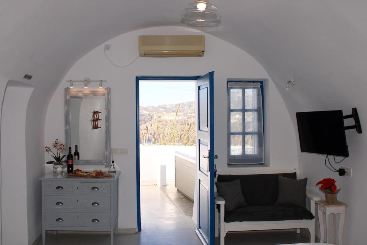Villa Solasta #1 With Jacuzzi In Santorini Akrotírion Kültér fotó